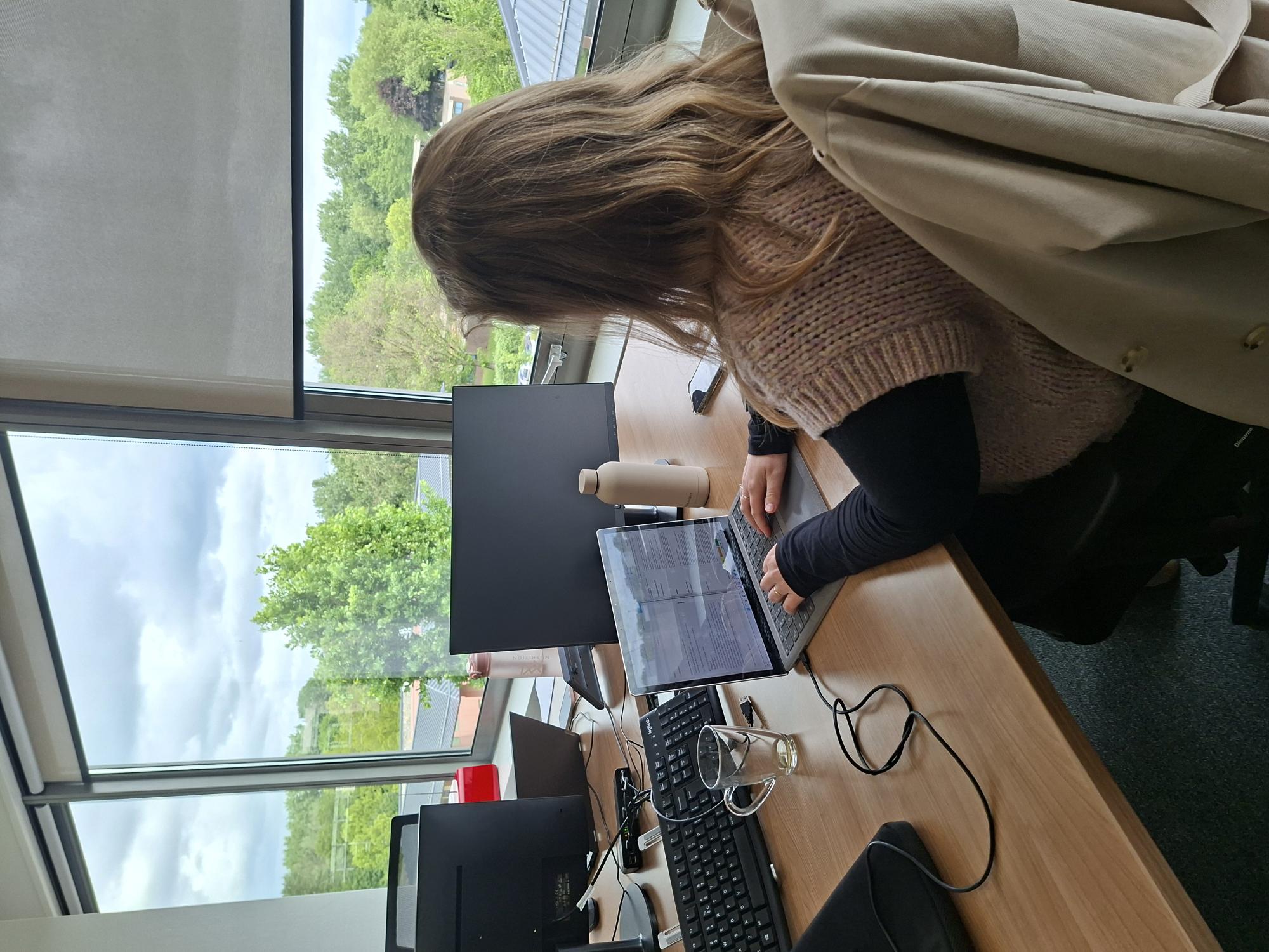 een orthopedagoog-generalist aan het werk